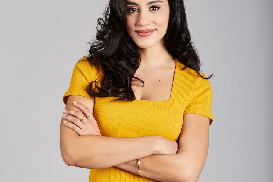 Vanessa on The Baker & The Beauty - Michelle Veintimilla