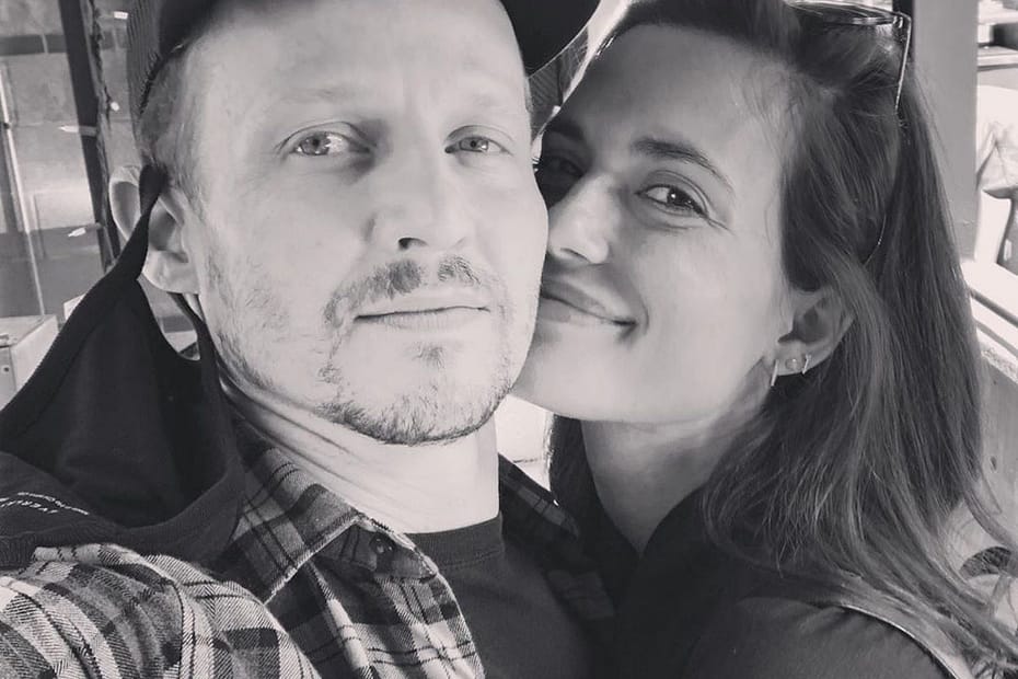 Will Estes and Torrey DeVitto